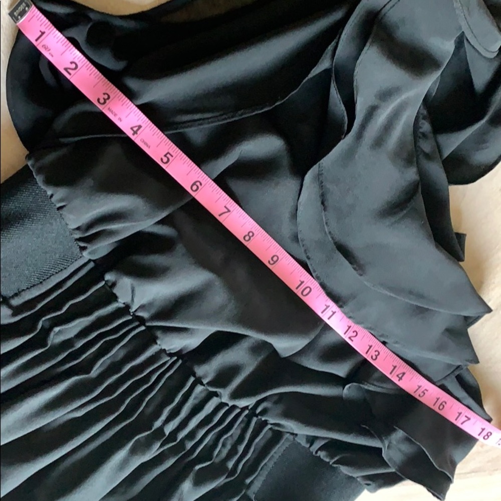 One shoulder black dress - Picture 8 of 9